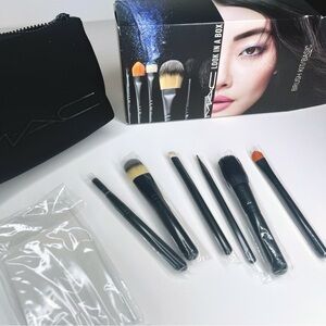MAC Cosmetics Makeup Brush Set and Pouch